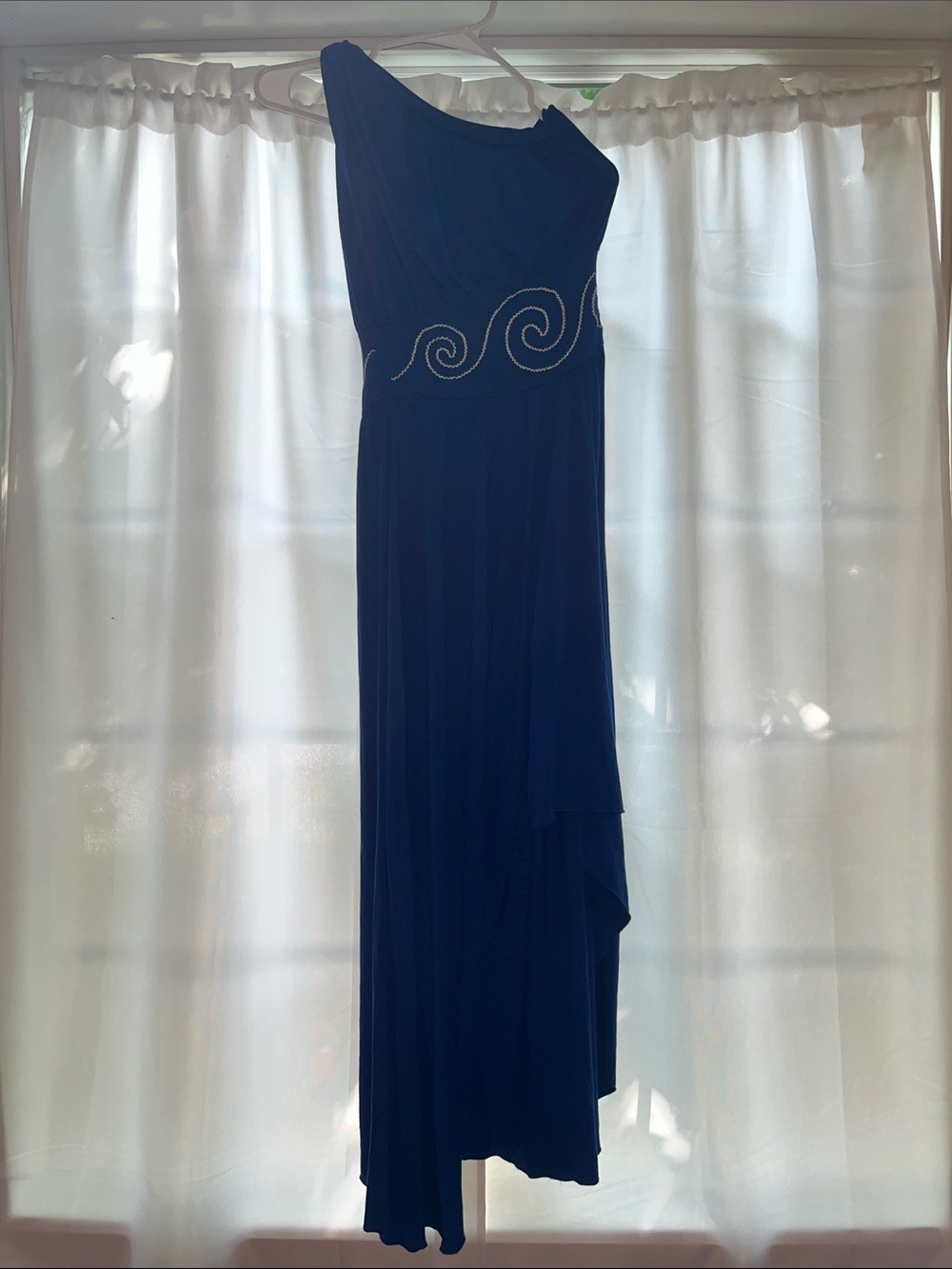 Elegant One-Shoulder Navy Greek Vacation Gown with Silver Stitch Waist Detail